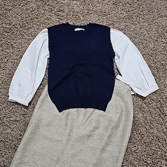 NWT Six/Fifty Darcy Mixed Media Top In Navy And White Small - Picture 2 of 6